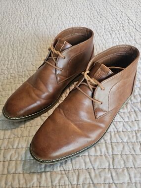London Fog Brown Chukka